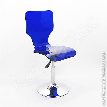 Cadeira em acrílico Favorita Giratória Base Disco