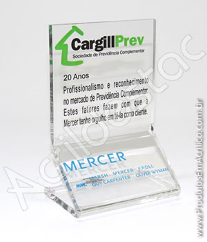 Troféu em acrílico, modelo Z