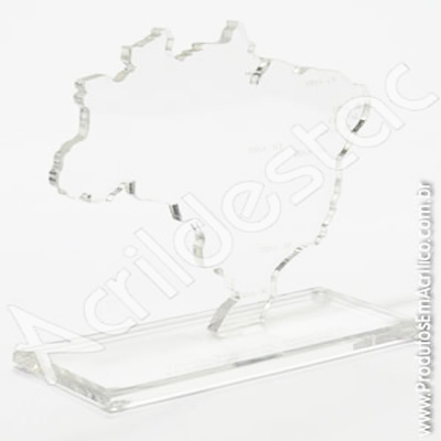 Troféu em recorte especial, conforme layout enviado pelo cliente, a laser, com impressão digital em U.V.