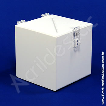Urna de acrílico Branca 16cm alt Quadrada