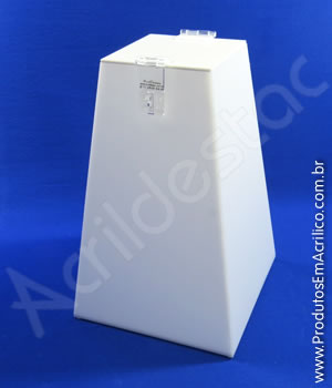 Urna de acrílico Branco 20cm alt Piramidal 