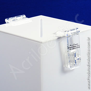 Urna de acrílico Branco 25cm alt Piramidal 